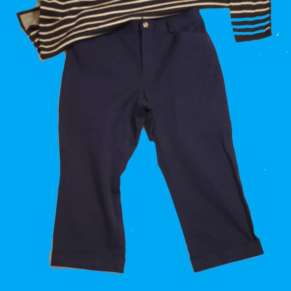Navy Blue Capris by Ralph Lauren Size 8 - Picture 2 of 10